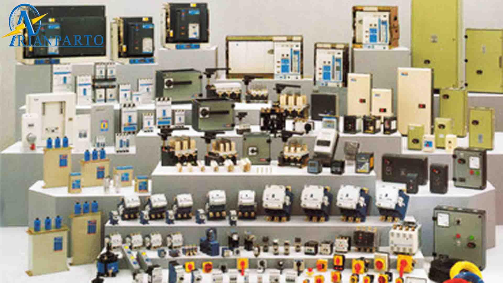 تجهیزات استفاده شده در تابلو برق تاسیسات